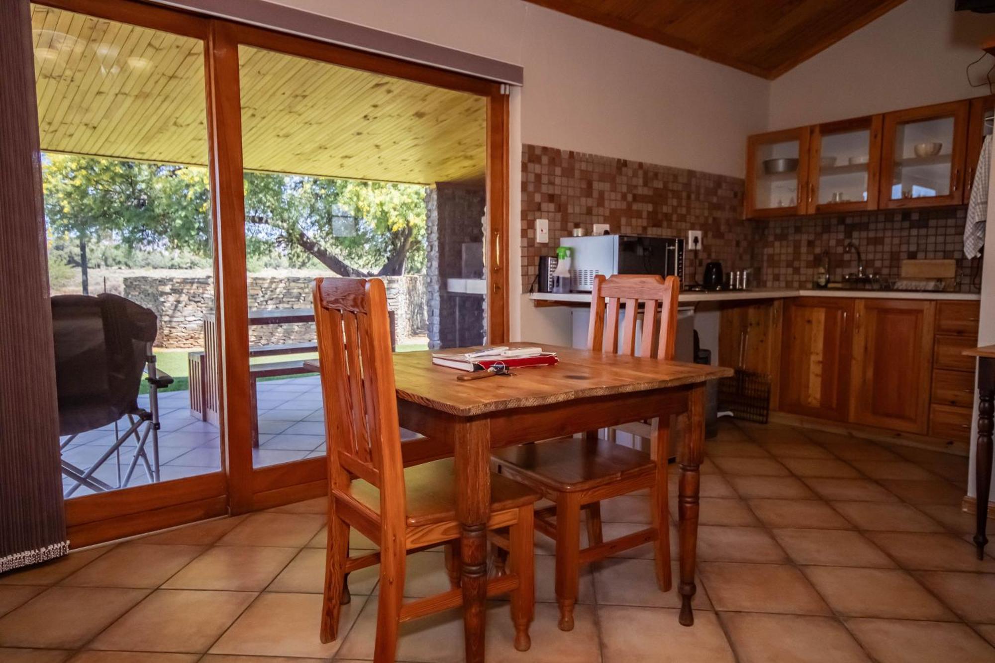 Tarantula Guest House Calvinia Extérieur photo
