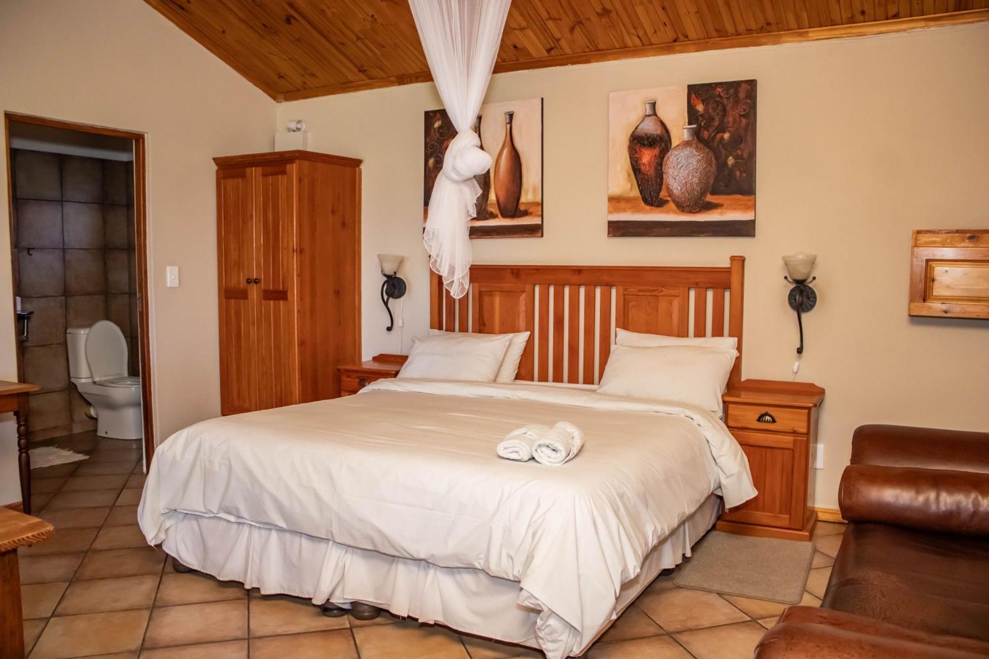 Tarantula Guest House Calvinia Extérieur photo