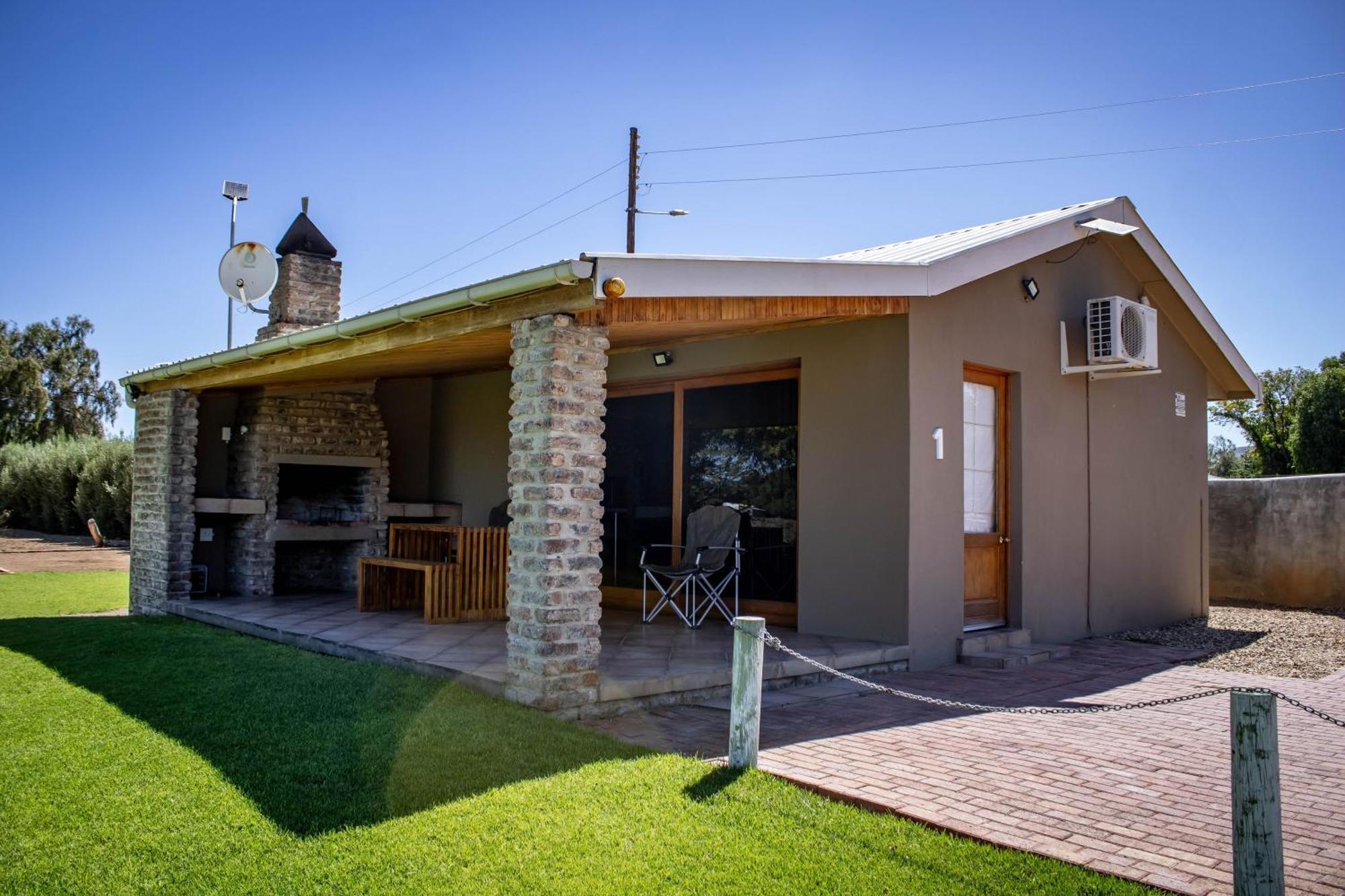 Tarantula Guest House Calvinia Extérieur photo