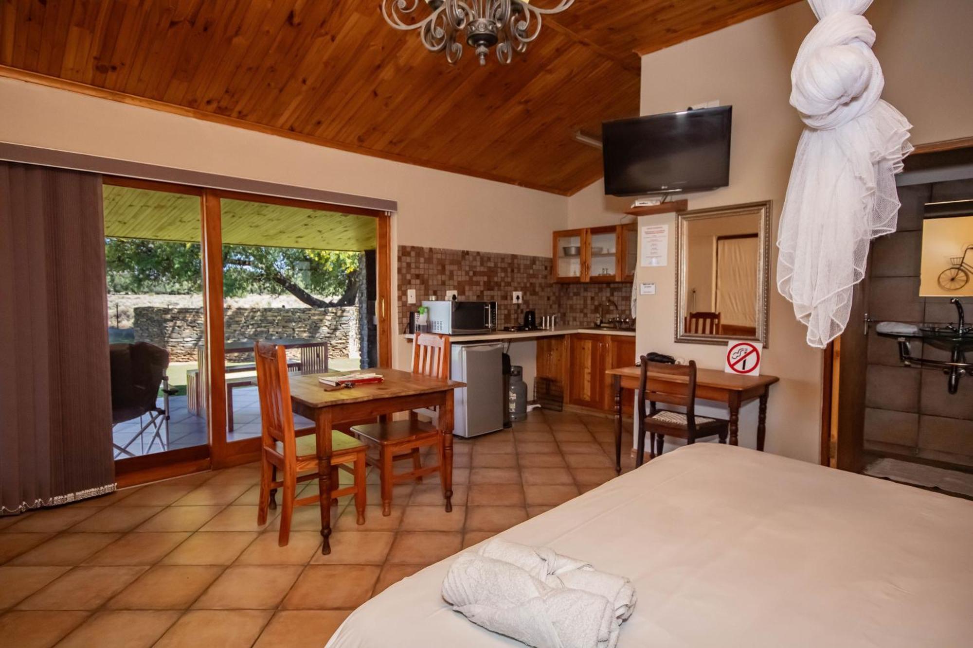 Tarantula Guest House Calvinia Extérieur photo